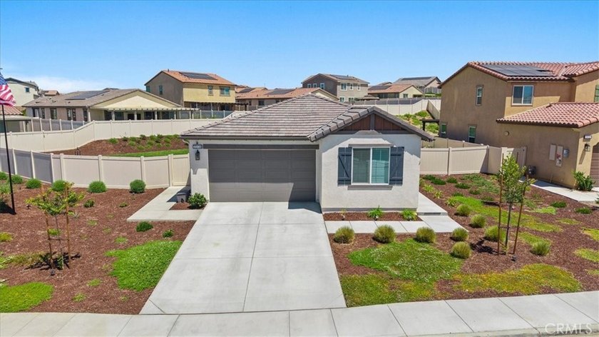 Please contact listing agent Sandra Escudero prior to showing - photo 30