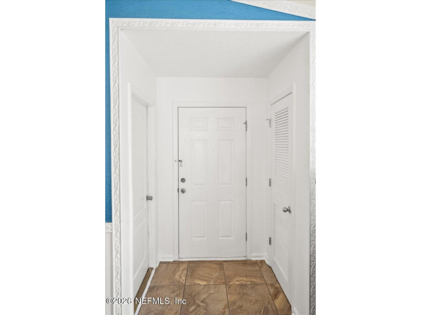 Luxurious upgrades + low maintenance + a water view!! You will - photo 4