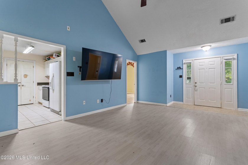 Welcome to 7020 Red Bud Lane in the highly sought-after Ocean - photo 6