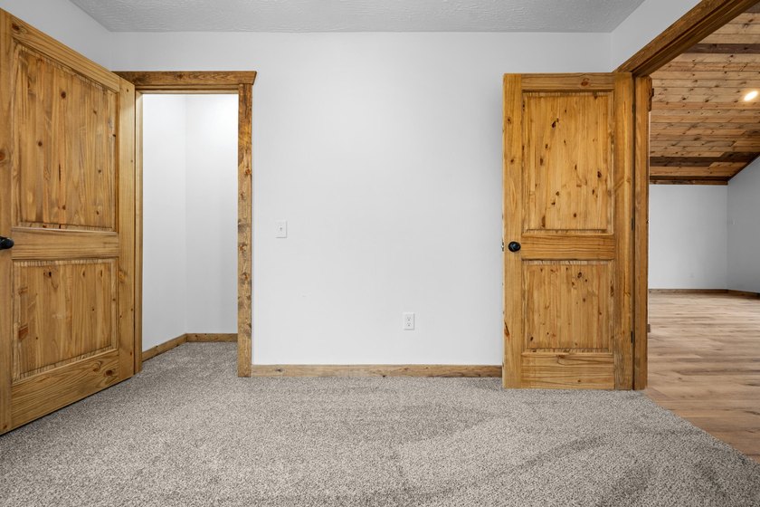 MOTIVATED SELLERS! Beautiful NEW CONSTRUCTION retreat on The - photo 14