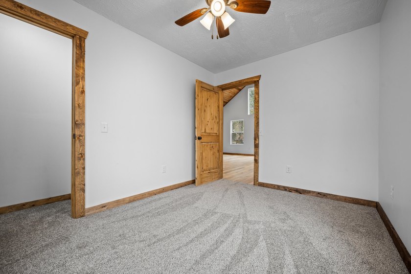 MOTIVATED SELLERS! Beautiful NEW CONSTRUCTION retreat on The - photo 15