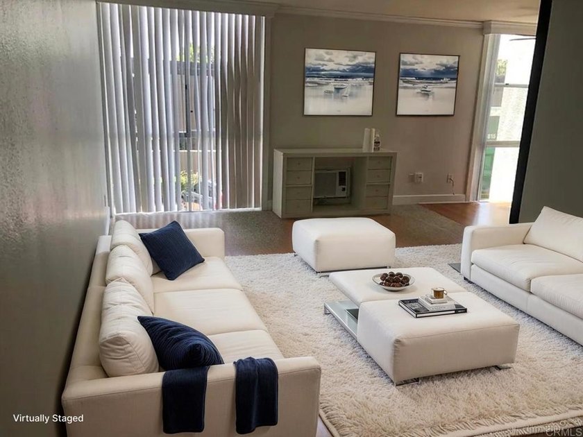 This studio unit sits in the heart of the Pacific Isle community - photo 11