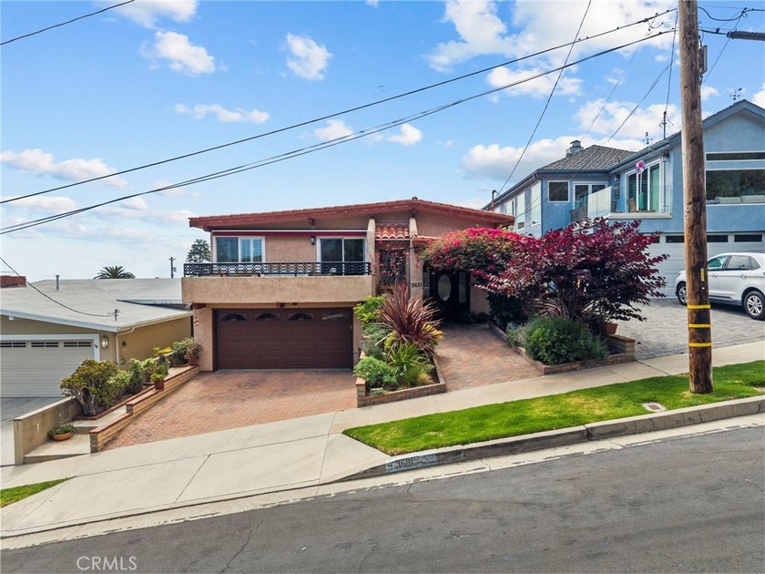 Enjoy unobstructed ocean views with Catalina Island visible on - photo 2