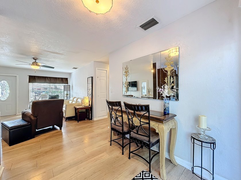 Amazing Opportunity! Updated 3 bedroom 2 bathroom single family - photo 18