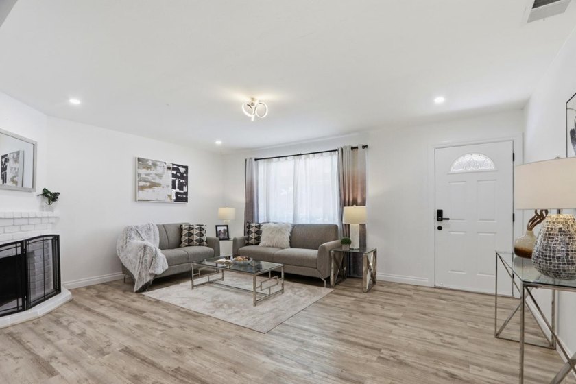 NORTH-EAST FACING Elegantly Updated HOME with FEEL-GOOD Factor - photo 9