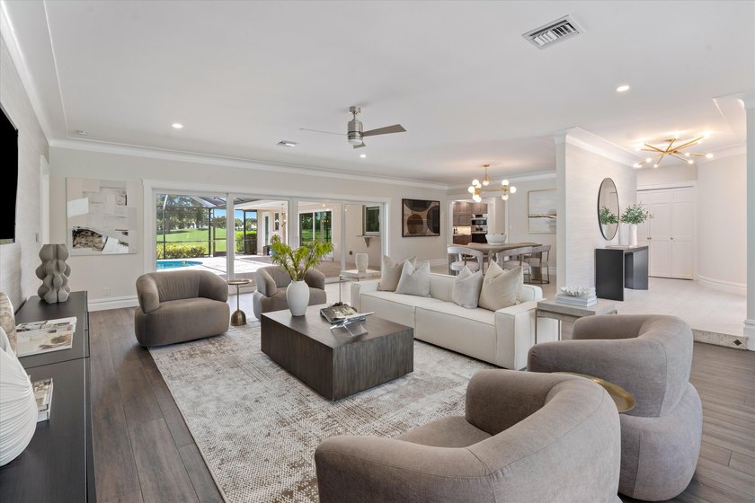 Enjoy exceptional country club living in this beautifully - photo 6