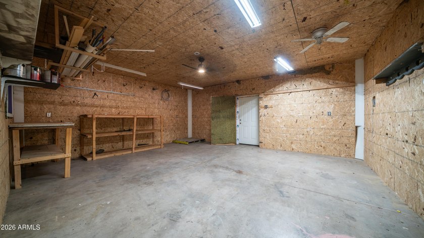 Unique &amp; versatile property with no HOA. Featuring two separate - photo 5