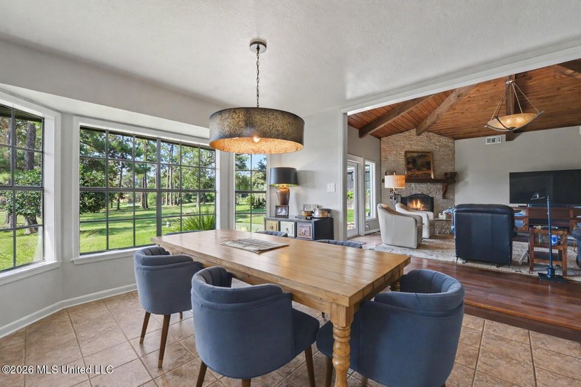 This gorgeous 3,320 sq ft remodeled cedar home sits on nearly an - photo 11