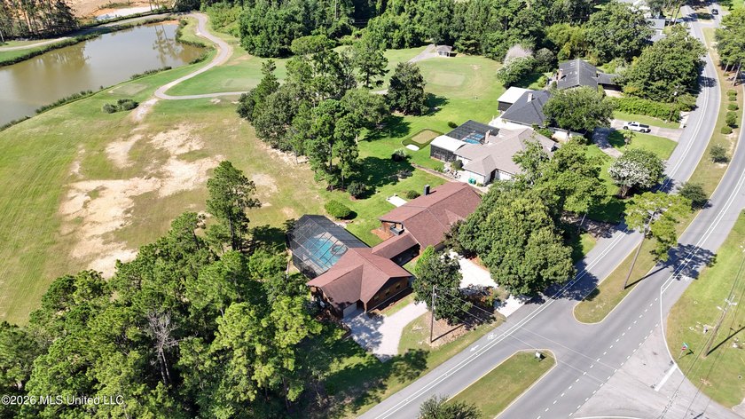 This gorgeous 3,320 sq ft remodeled cedar home sits on nearly an - photo 42