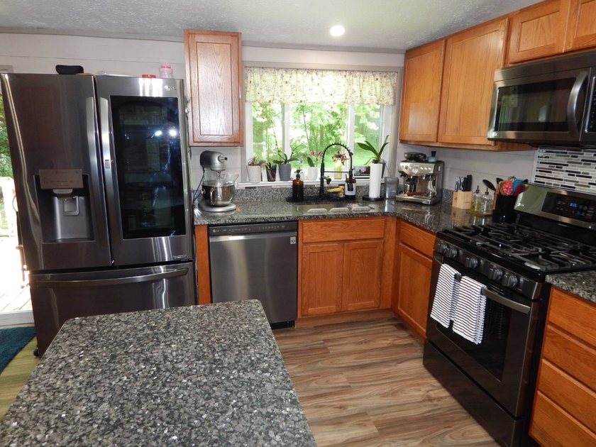 3 Bedroom, 2 Bath manufactured home on 63 acres +/-, just off Rt - photo 16
