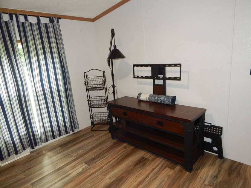 3 Bedroom, 2 Bath manufactured home on 63 acres +/-, just off Rt - photo 30