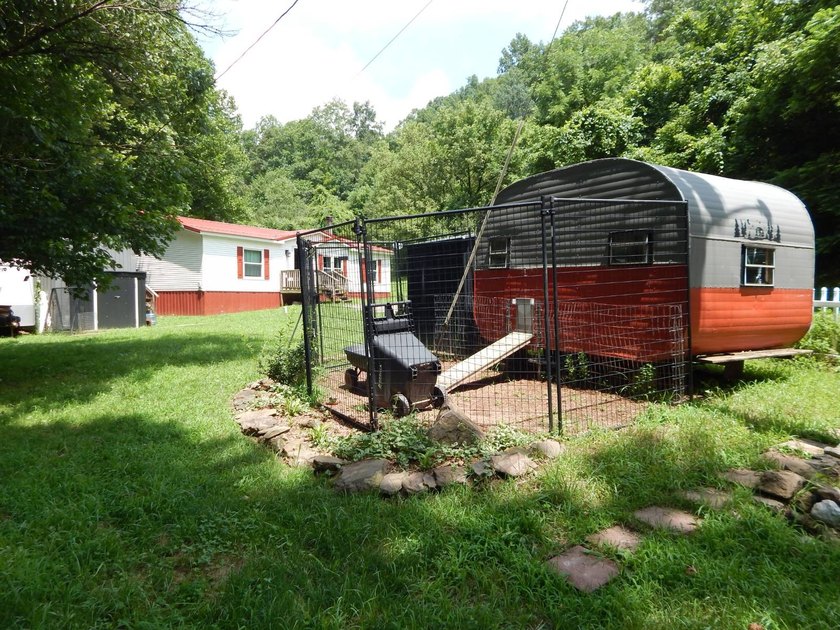 3 Bedroom, 2 Bath manufactured home on 63 acres +/-, just off Rt - photo 48