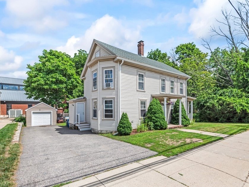 Homes with this much character, space, and charm don`t come - photo 2