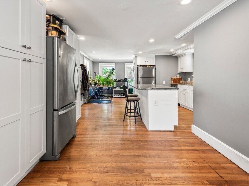 Homes with this much character, space, and charm don`t come - photo 9