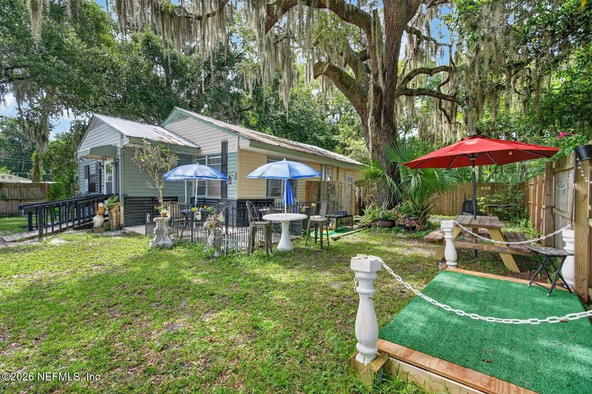 Position your business in the heart of Palatka, a historic - photo 33