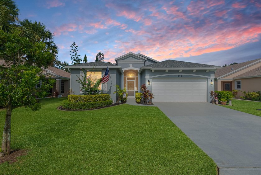 Welcome home to this beautifully maintained 3-bedroom, 2-bath - photo 2