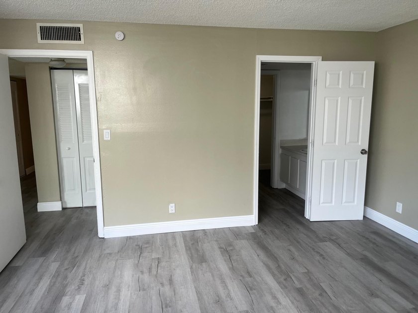 1820 N Congress Ave 201 - photo 12