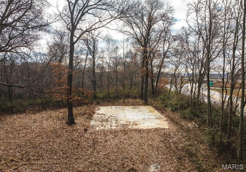 Excellent investment property located near the major highways - photo 14