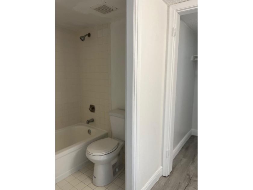 1820 N Congress Ave 201 - photo 14