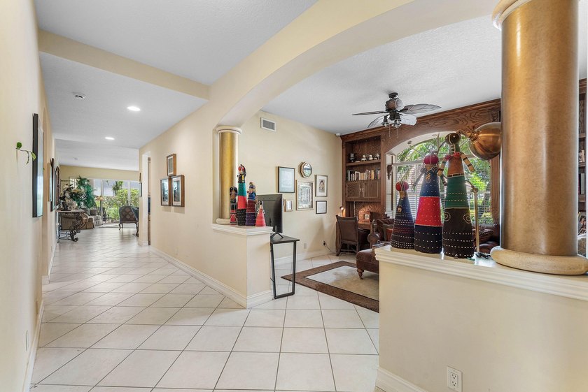 Enjoy effortless Florida living in this spacious first-floor - photo 3