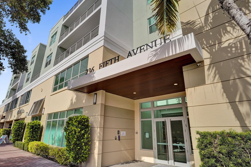 Experience the pinnacle of Delray Beach living at 236 SE 5th Ave - photo 2