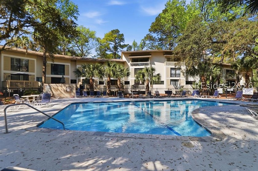 Terrific 2 bedroom/2 bath villa just steps from the beach! This - photo 30