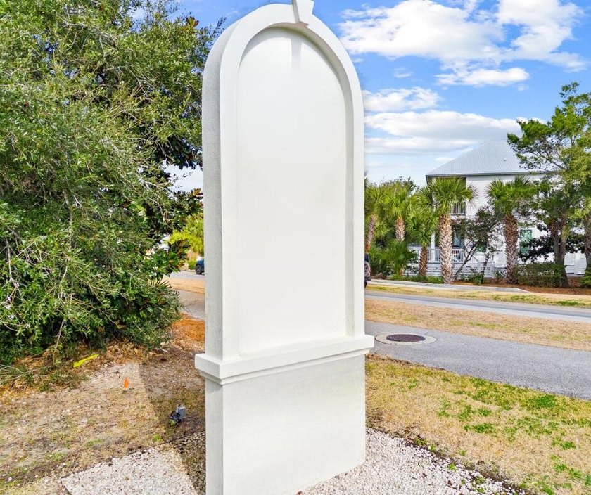 Open your business in this stand alone building directly on 30A! - photo 38