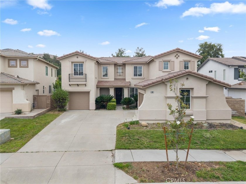 STOP SCROLLING-THE HOME EVERYONE WANTS JUST HIT THE MARKET! Golf - photo 3
