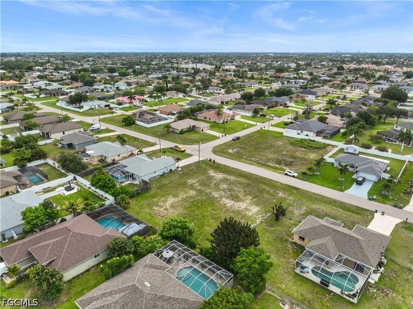 Exceptional opportunity to own an oversized 0.34-acre - photo 11