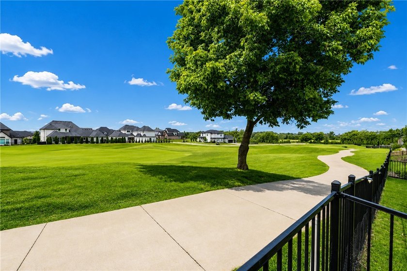 Welcome to this beautifully appointed home in the sought-after - photo 3