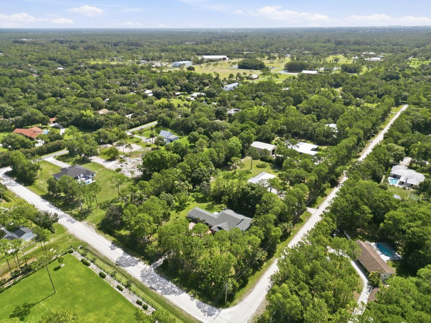 Ultimate 1.25 Acre Multi- General Compound or income- producing - photo 6