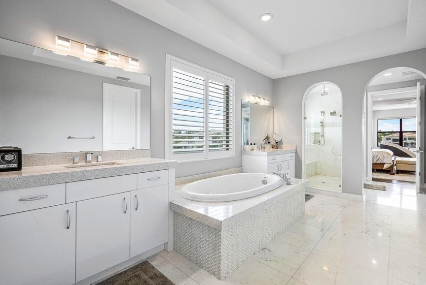 Welcome to 17511 Cadena Drive, a home in The Oaks with over 1/2 - photo 36