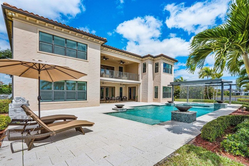 Welcome to 17511 Cadena Drive, a home in The Oaks with over 1/2 - photo 44