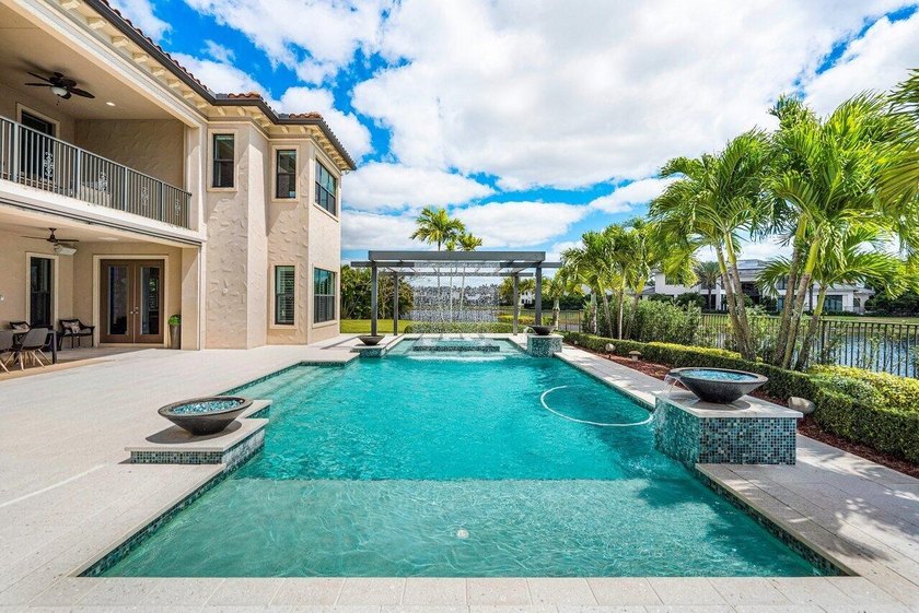 Welcome to 17511 Cadena Drive, a home in The Oaks with over 1/2 - photo 45