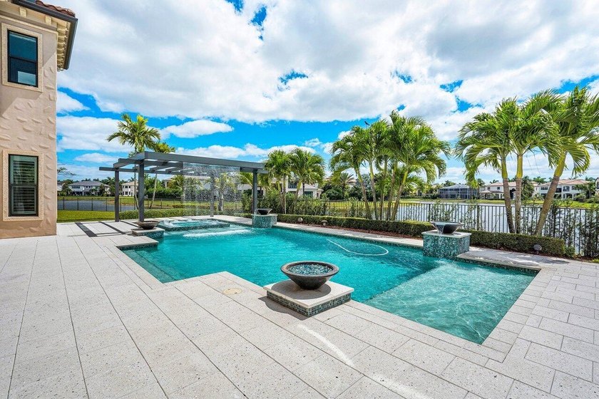 Welcome to 17511 Cadena Drive, a home in The Oaks with over 1/2 - photo 49