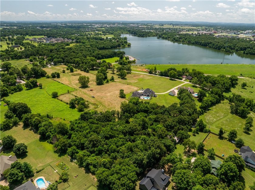 Rare opportunity in Elm Springs-1.00 scenic acres with open - photo 10