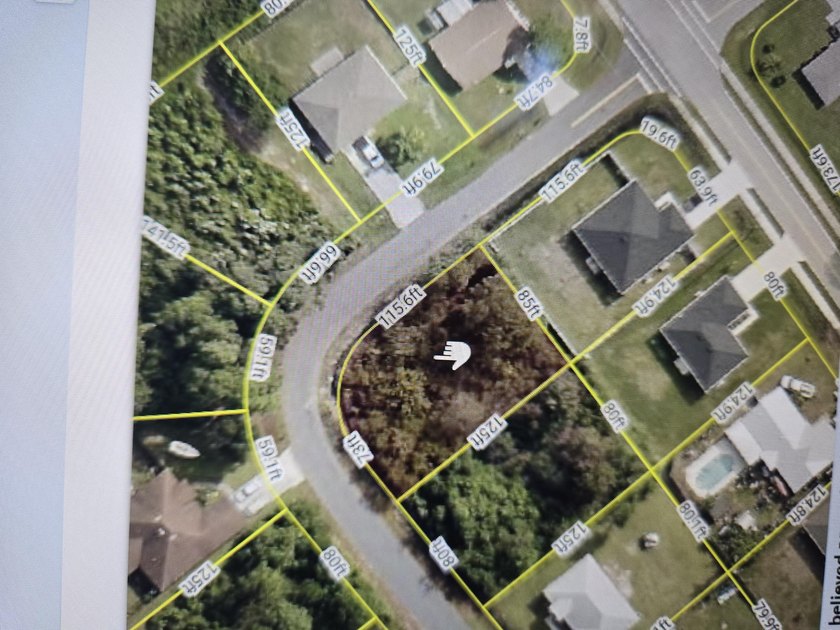 WAITING FOR YOUR PERSONAL VISION, THIS CORNER LOT IS GREAT FOR - photo 3