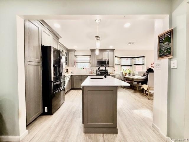 Lovely Renovated Colonial in Shirley !! Make this Home Your Own! - photo 7