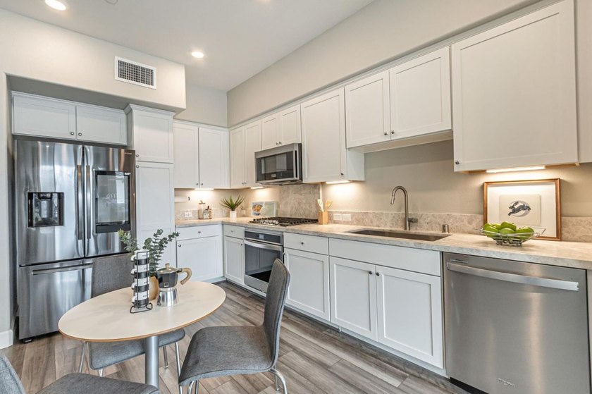 Welcome to this charming open and versatile floor plan; - photo 19