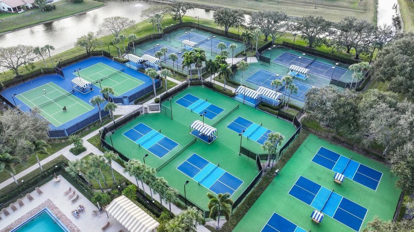 Located in the Village of Sandalwood Lakes South , this newly - photo 30