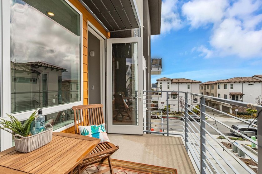 Welcome to this charming open and versatile floor plan; - photo 34