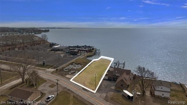 An exceptional opportunity to create a custom waterfront estate - photo 3