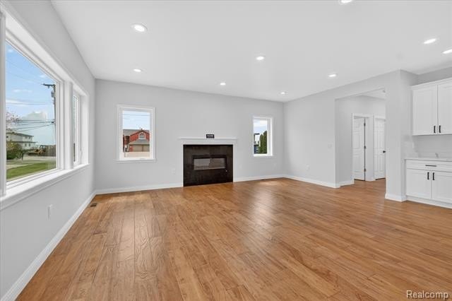 NOW OFFERING LAND CONTRACT TERMS! Stunning new construction - photo 8