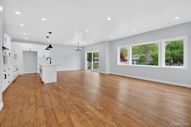 NOW OFFERING LAND CONTRACT TERMS! Stunning new construction - photo 10