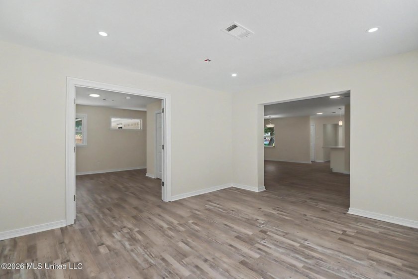 Welcome home to this stunning, fully remodeled residence that - photo 10