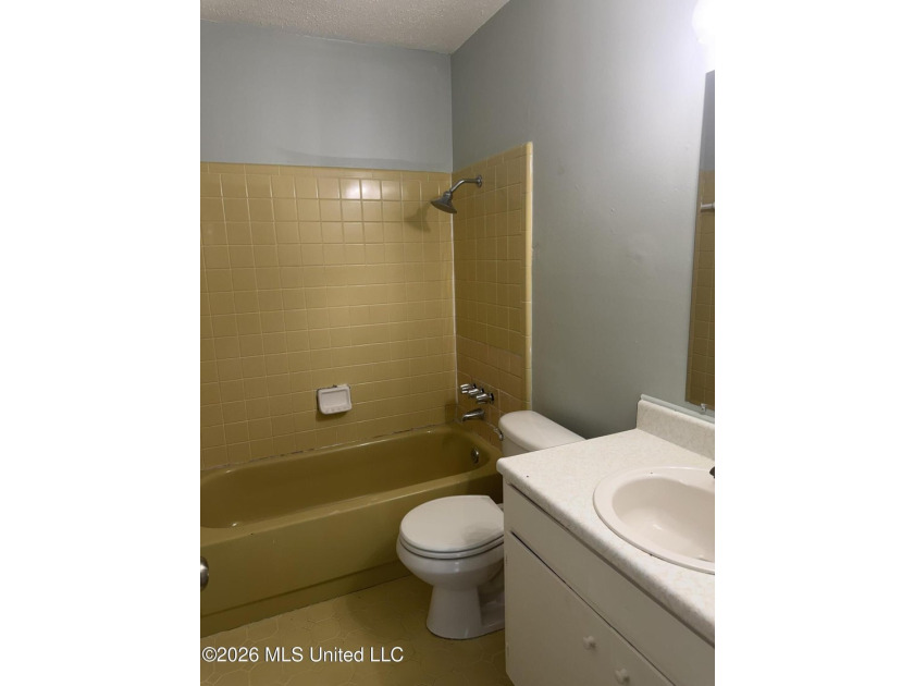 Why rent when you can own this charming 3-bedroom, 1-bath home - photo 9
