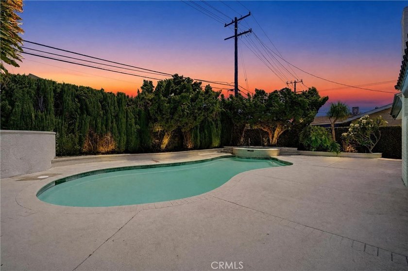 Welcome to this beautifully remodeled turnkey single-story home - photo 2