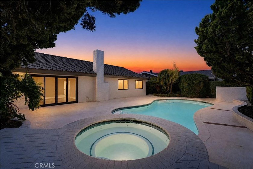 Welcome to this beautifully remodeled turnkey single-story home - photo 3