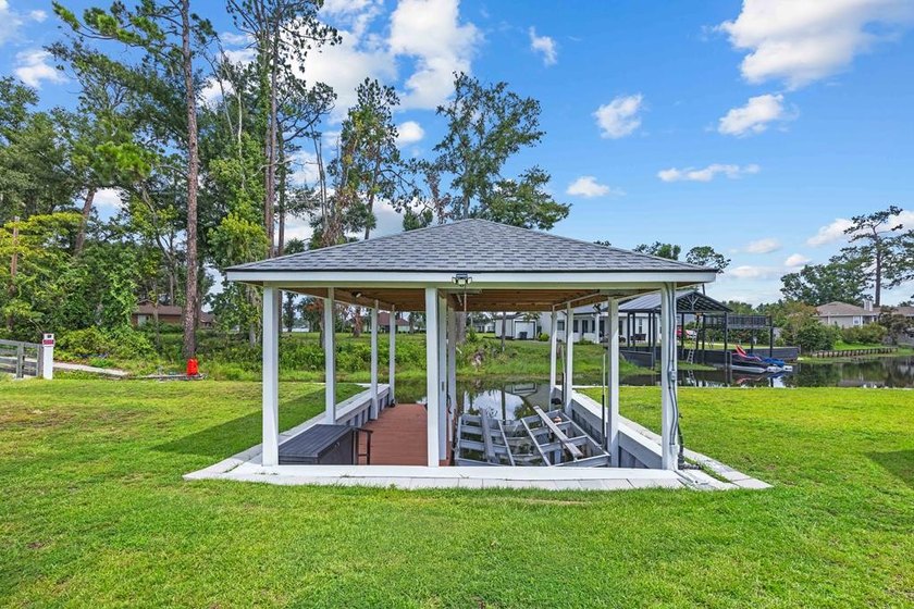 Welcome to waterfront living at its finest! Perfectly positioned - photo 8