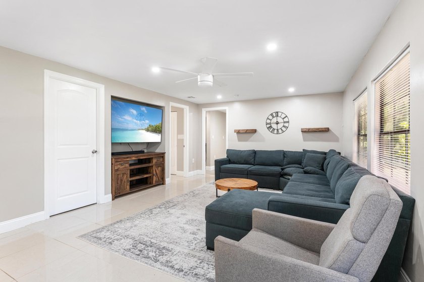 This beautifully remodeled 3-bedroom, 2-bathroom home offers - photo 7